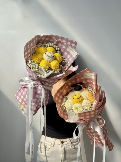 Mini Grad Bouquet