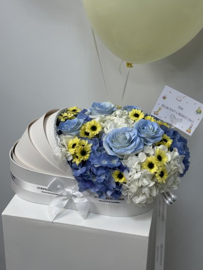 Blue and Buttercup Baby Box