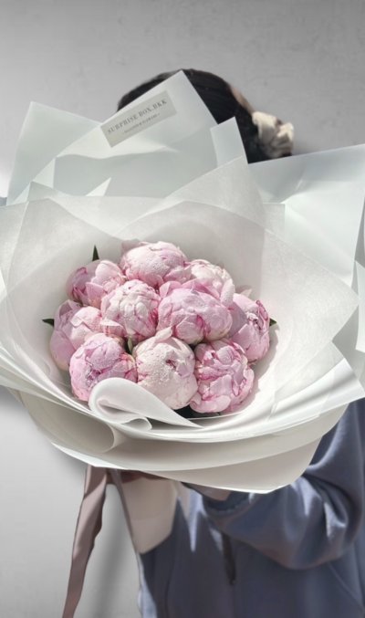 Peonies 10-Stem Bouquet