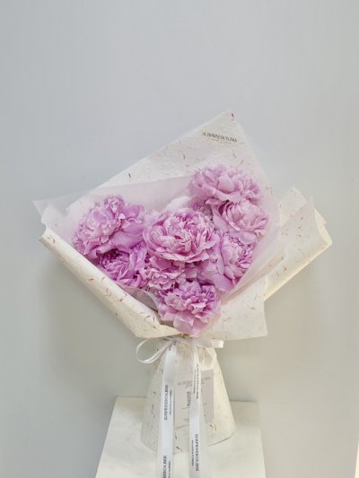 10 Stem Peonies Boqueut
