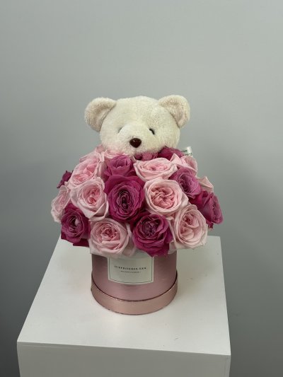 Baby Pink and Magenta Roses Box S