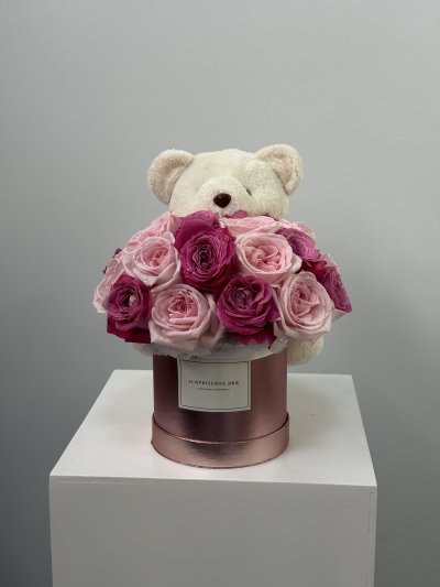 Baby Pink and Magenta Roses Box S