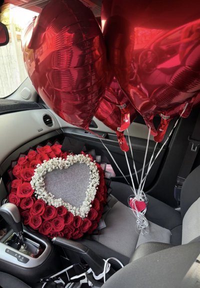 Valentines Day 50 Roses Burning Bouquet