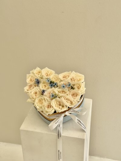 Blue Heart Box English White Roses
