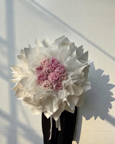 Fluffy Wrapping Peonies 10-Stems