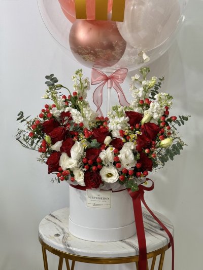 Red Rose Garden Bloom Box
