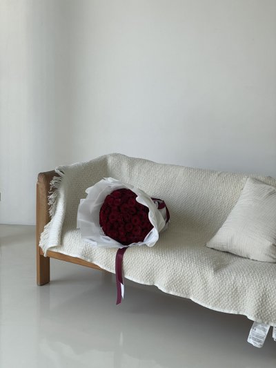 Valentines Day 50 Roses Classic Bouquet