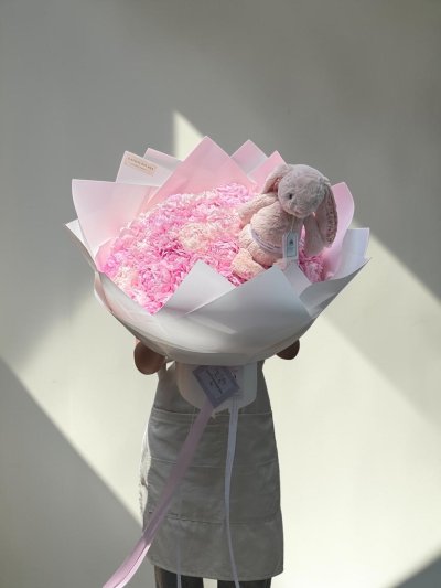50 Peonies Jelly Cat Bouquet Free Delivery