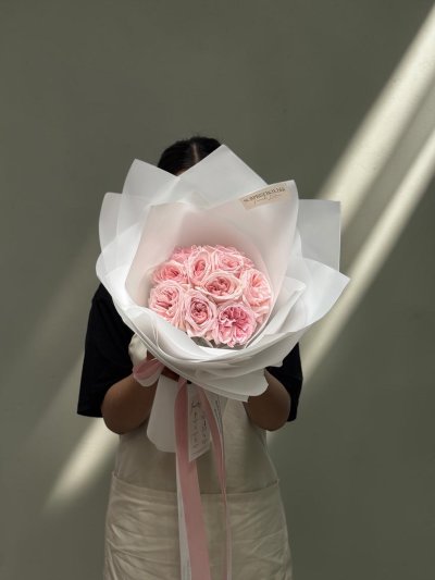 10 Stems English Pink Roses Bouquet