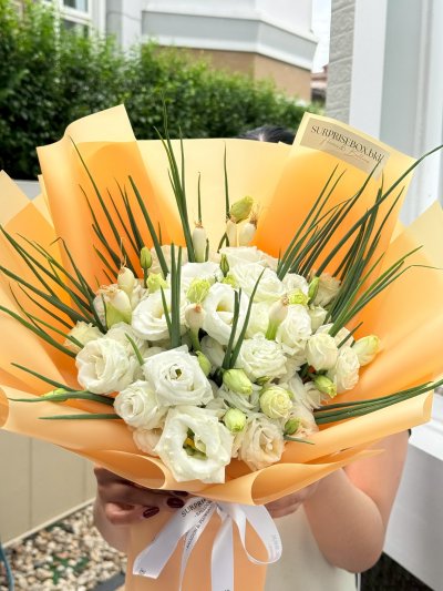 Spring Onion Bouquet