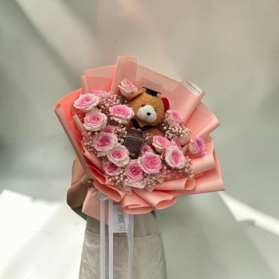 20 Stem Roses Gyspo Gift Bouquet