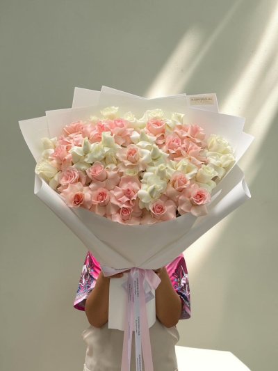 40 Pink & White Roses Bouquet