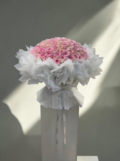 100 Pink Roses Bouquet + FREE DELIVERY