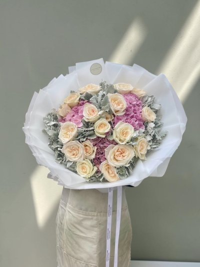 Pink Hydra Rose XL Bouquet