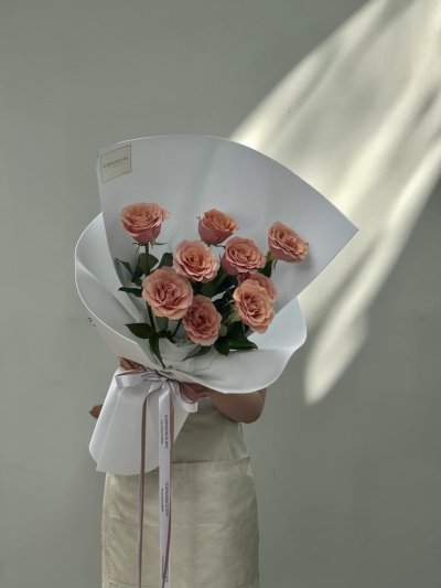 10 Cappuccino Roses Bouquet