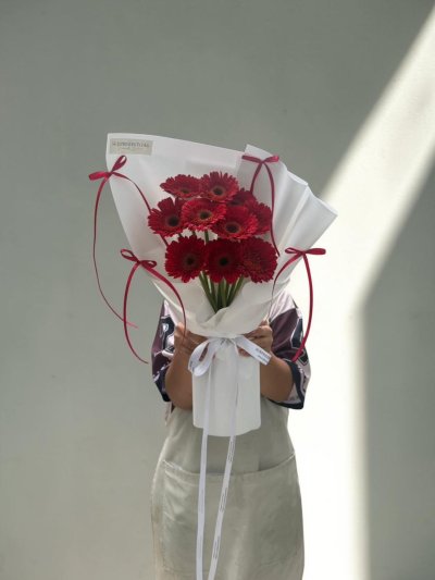 10 Red Gerbera Bow Bouquet