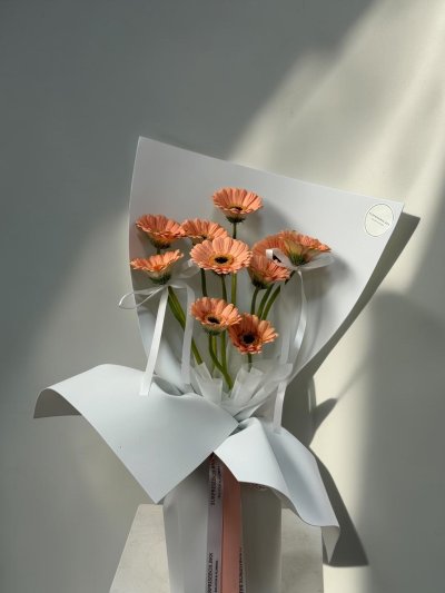 Gerbera Foam Wrapping Bouquet