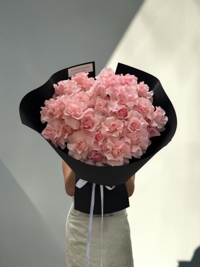 30 Pink Roses Foam Wrapping