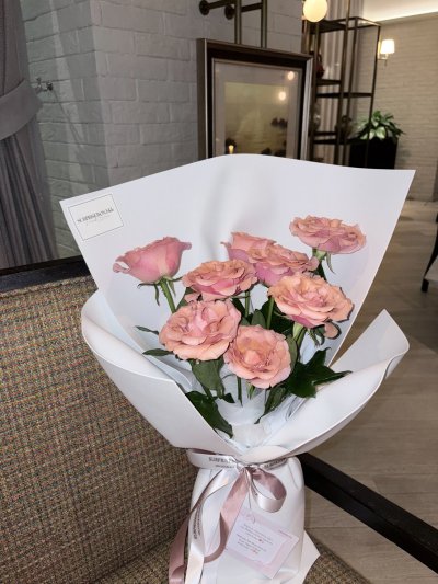 10 Cappuccino Roses Bouquet