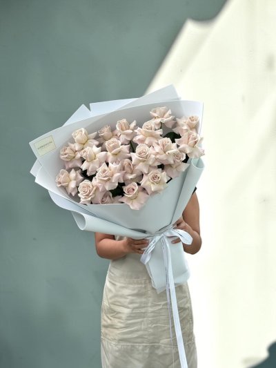 20 Mauve Roses Bouquet