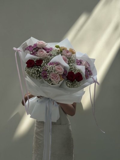 Multi Flower Bloom Bunch (6 Mini Bouquets)