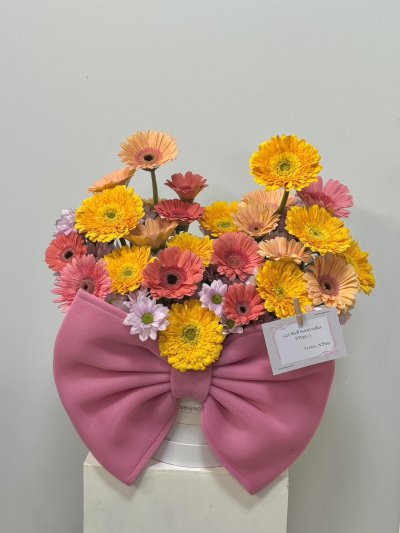 Bow Jumbo Colorful Yellow Pink Gerbera Bow Box