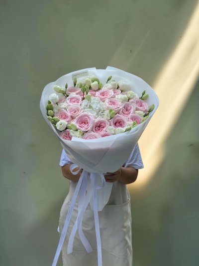 Blush English Roses Bouquet M