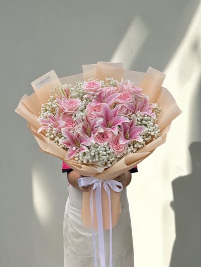 Lily Roses Gyoso mix Bouquet
