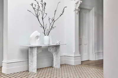 Marble Console Table Minimalistic Structured European Stand
