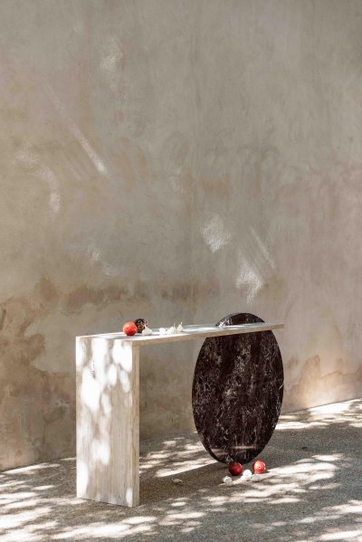 Marble Console Table Minimalistic Circle Stand R Marble Console Table Minimalistic Circle Stand R