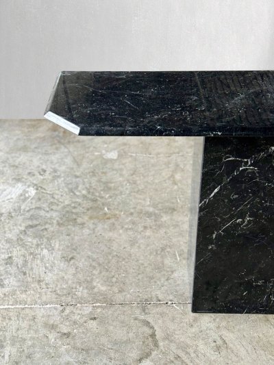 Marble Console Table Square Sharp Edge Cube Legged Marble Console Table Square Sharp Edge Cube Legged