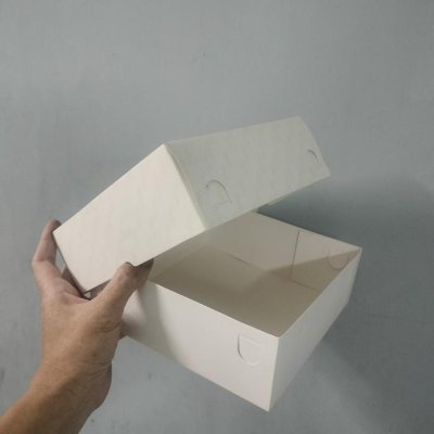 Cetak Custom Box / Kotak Nasi Ivory 20 x 25 x 7 cm – Bahan Ivory 300 & 350 gsm