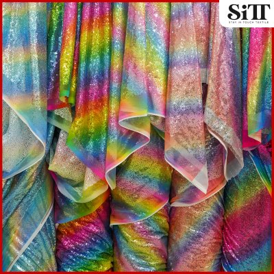 ผ้าปักเลื่อมเรนโบว์