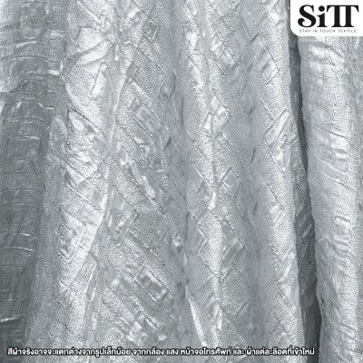 ผ้าเมทัลลิคอัดลาย