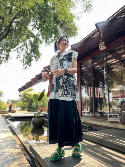 VIPER Sleeveless Denim Shirt - The GUITAR