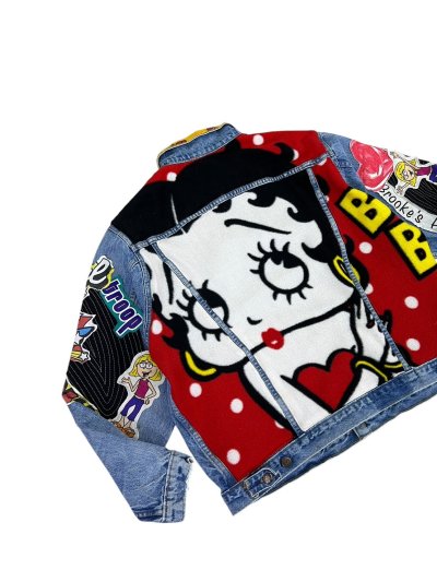 TITAN Jacket - Betty