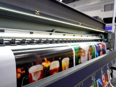 Sujet KMJ-3202 Eco Solvent printer 3.20m.