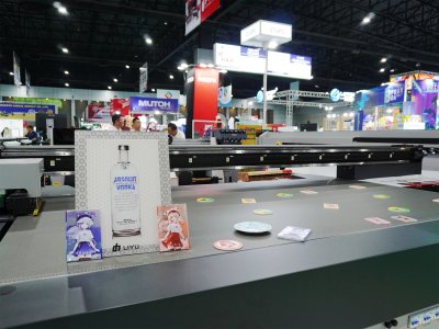 Digital Packaging Printer (Print&cut) Sujet-1908(copy)(copy)(copy)(copy)(copy)