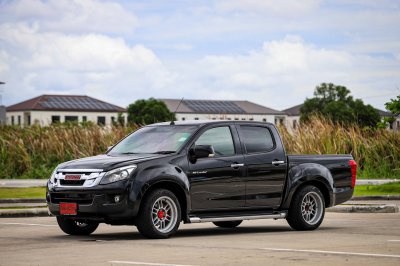 ISUZU DMAX 2.5Z DVD ปี2012