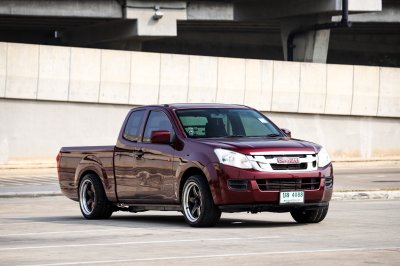 ISUZU DMAX 2.5S MT ปี 2012