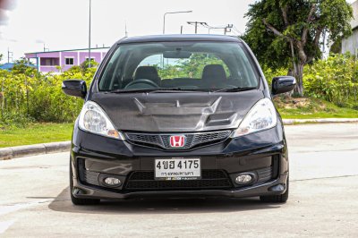 HONDA JAZZ 1.5 SV ปี 2012 AT