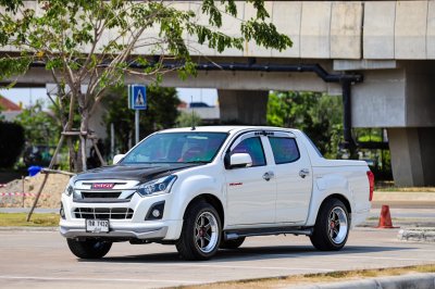 ISUZU DMAX 1.9Z X-series ปี 2016 MT