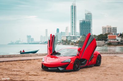 Mclaren 570 S coupe ปี 2016