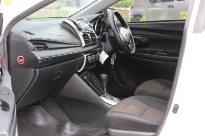 TOYOTA VIOS 1.5 J Dual VVT-i AUTO ปี2017