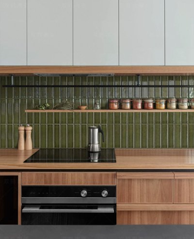 Y45P357 Strip Mosaic (Glossy)