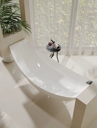 อ่างอาบน้ำทรงแขวนลอยแบบเปลใยแมงมุม AeroFloat™ รุ่น BT-1800AF