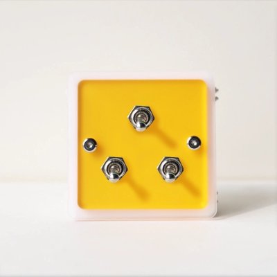 สวิตช์ไฟดีไซน์วินเทจ แผงอะคริลิกหลากสีสันสไตล์โดปามีน พร้อมก้านโยกสุดคลาสสิก แบบ 3 สวิตช์ ควบคุมทางเดียวและสองทาง