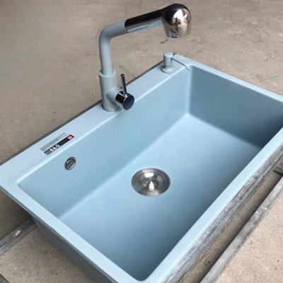 Fog Blue Quartz Stone Kitchen Sink, complete with a vegetable basin and hand-washing basin. Can be installed as both undermount and countertop. Solid, durable construction.