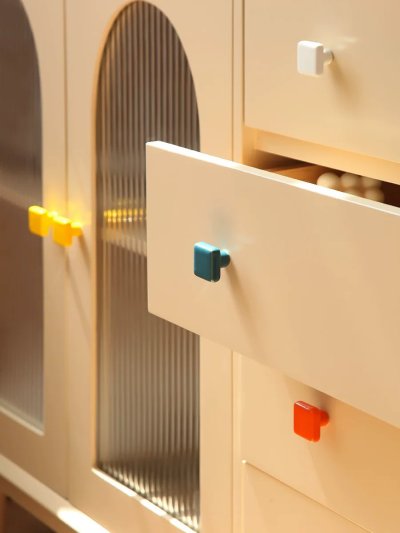 Minimal square cabinet handles