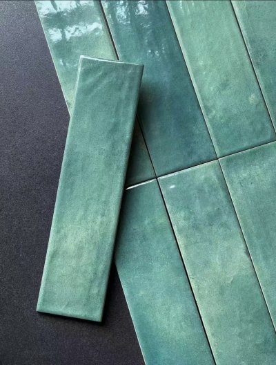 HM27 Lagoon Series™ (Glossy)